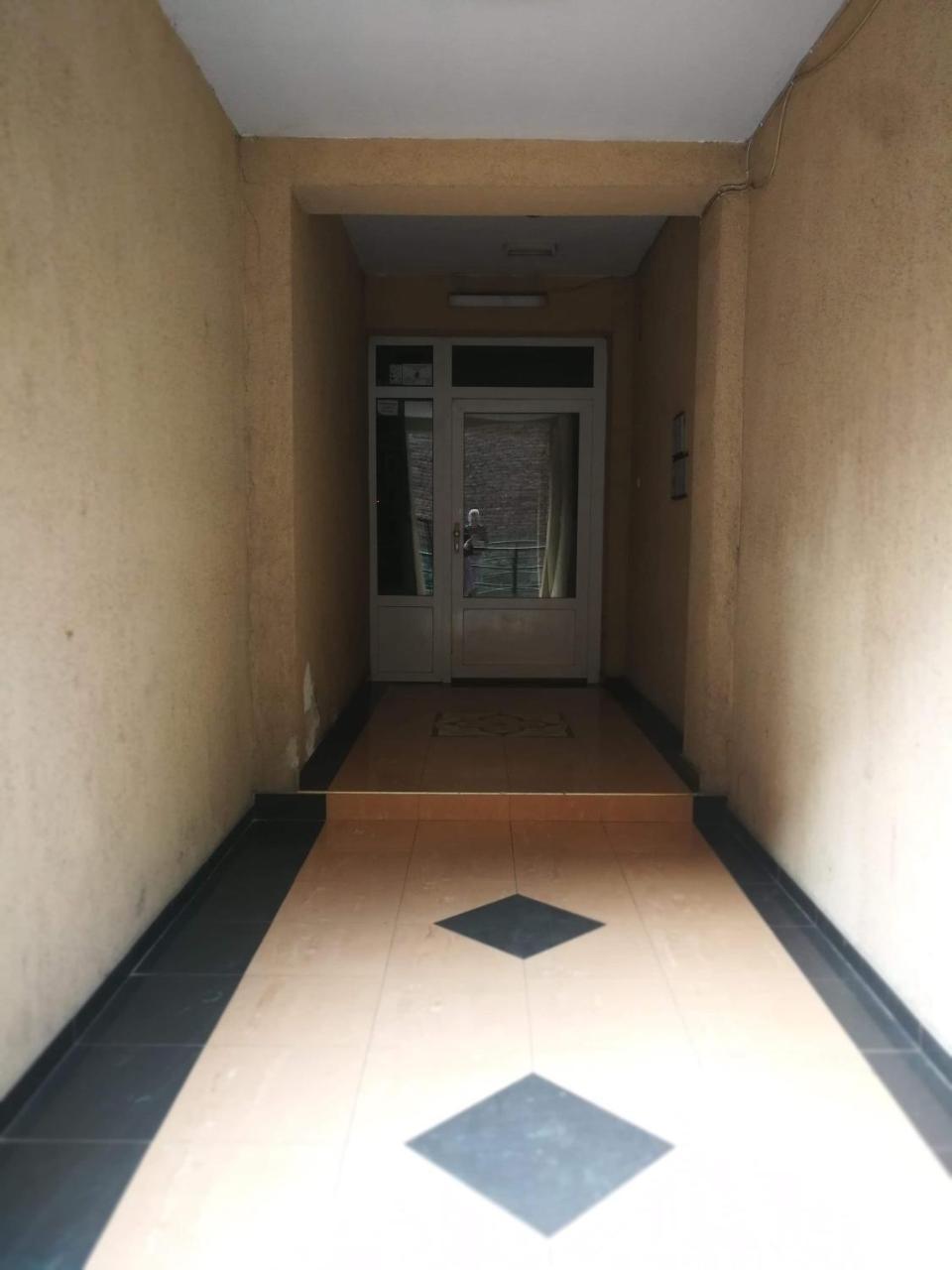 Brick Apartment On Macedonia Pedestrian Street Skopje Extérieur photo